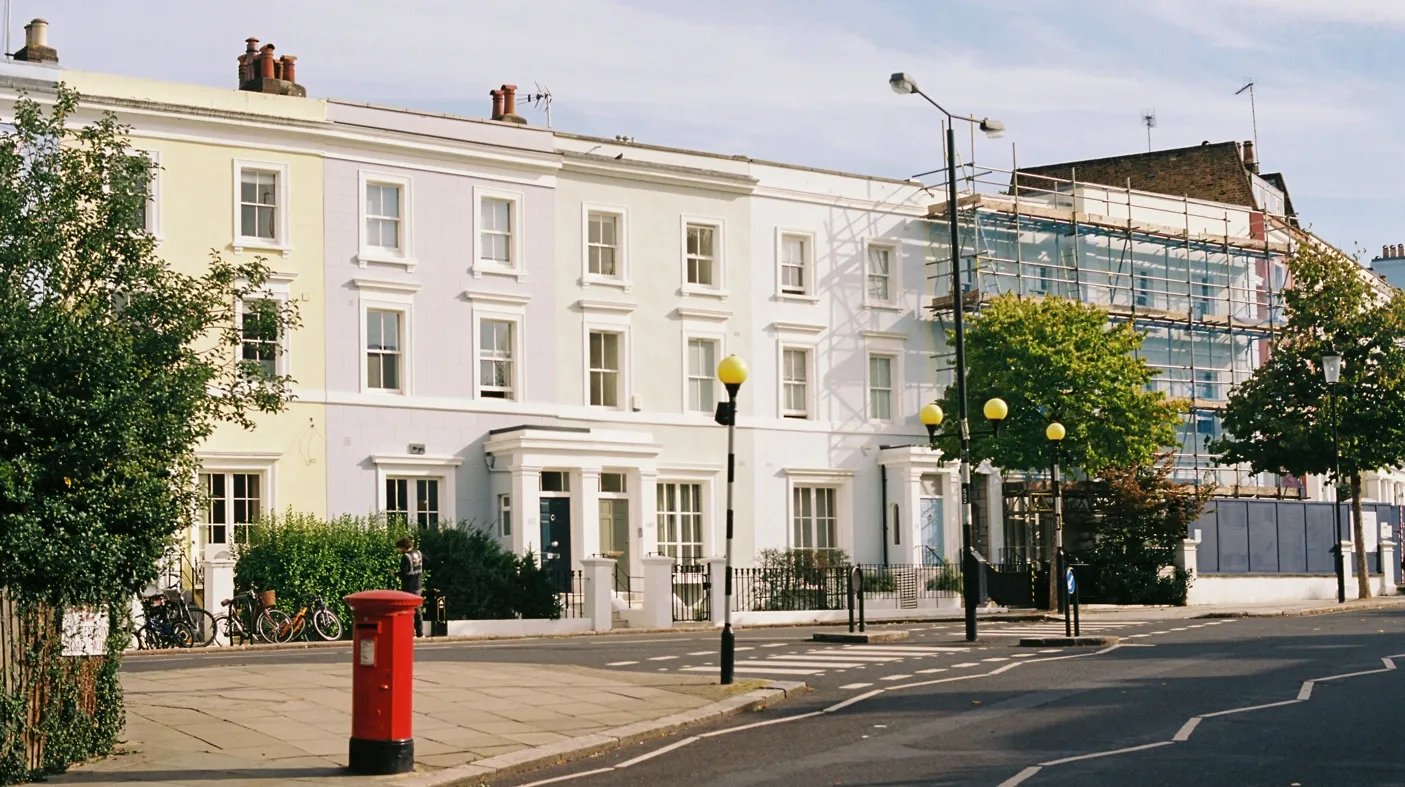 How many houses in the UK are worth over £2m?